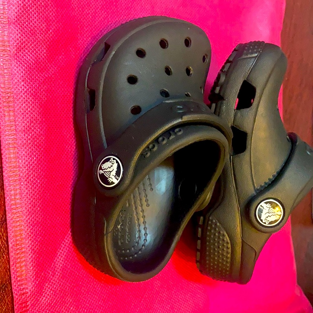 Crocs